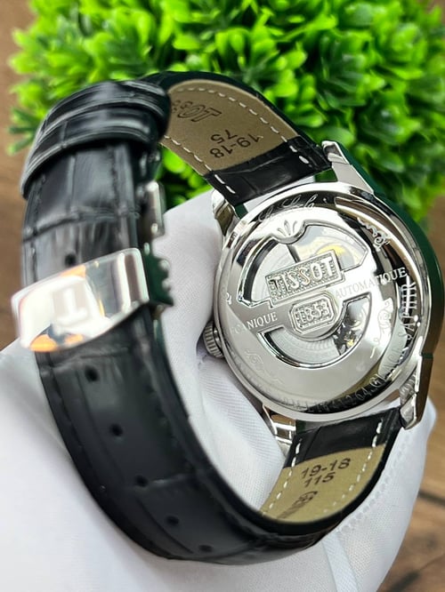 Replica Tissot mechanical wristwatch with sapphire glass buy