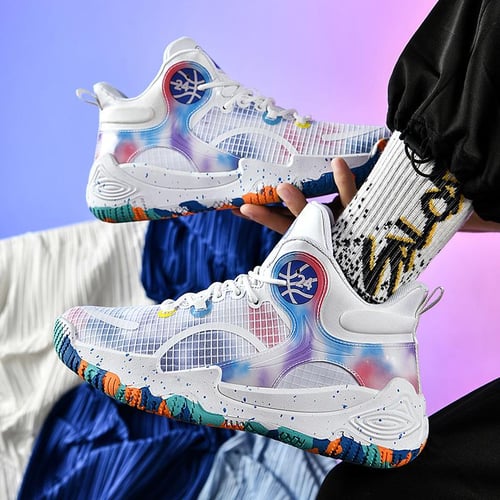 Basketball shoes sole top
