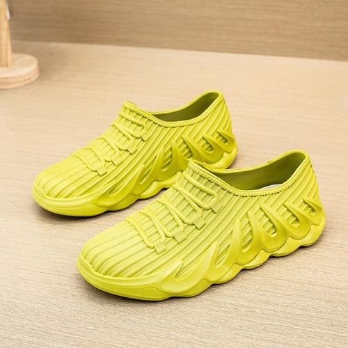 Minimalist kitchen shoes store
