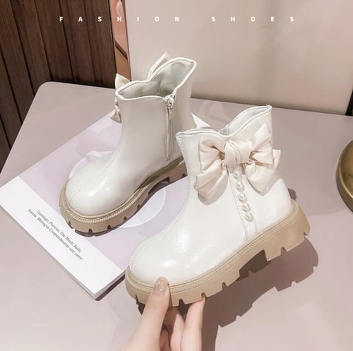 Cute short boots online