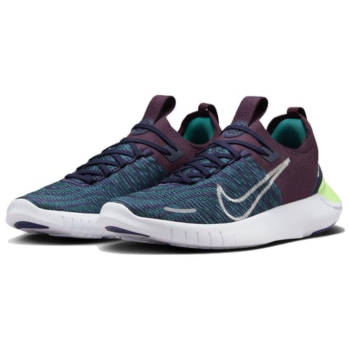 Nike free rn flyknit burgundy top