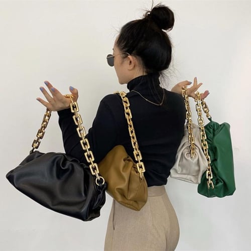 Thick chain shoulder bag hotsell