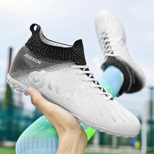 Mens soccer deals cleats wide